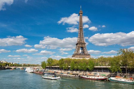 Paris attractions and top destinations selection
